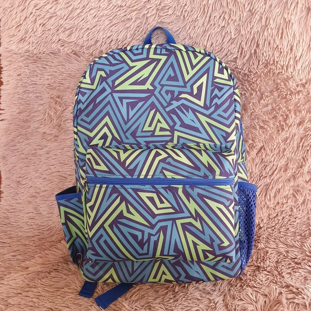 Mochila y cartuchera XL con bolsillo frontal — KAYKO